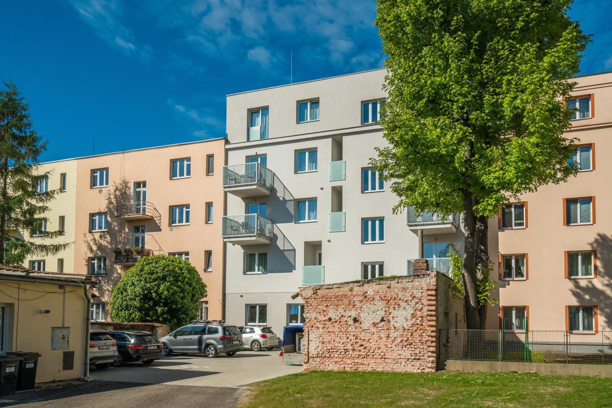 Perla Hradce 401 Lägenhet Hradec Králové Exteriör bild
